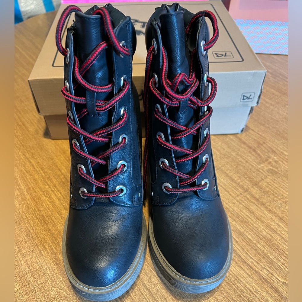 Fashion boots